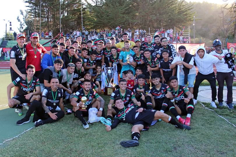 Una costumbre que no falla: Lota Schwager vence a Naval y se lleva el Octogonal 1 481359988_18317008276201706_1096103656227484588_n